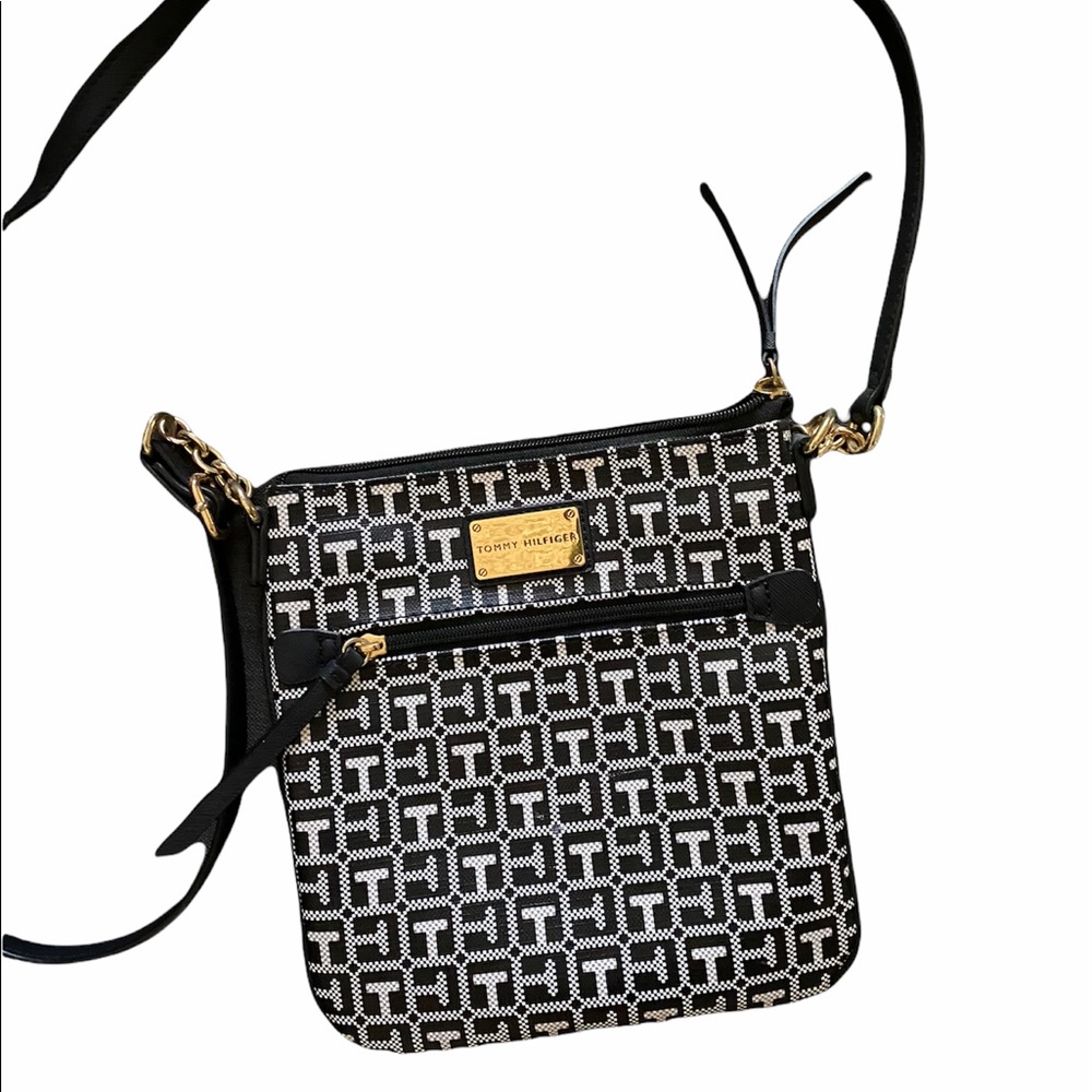 Tommy Hilfiger Crossbody Bag